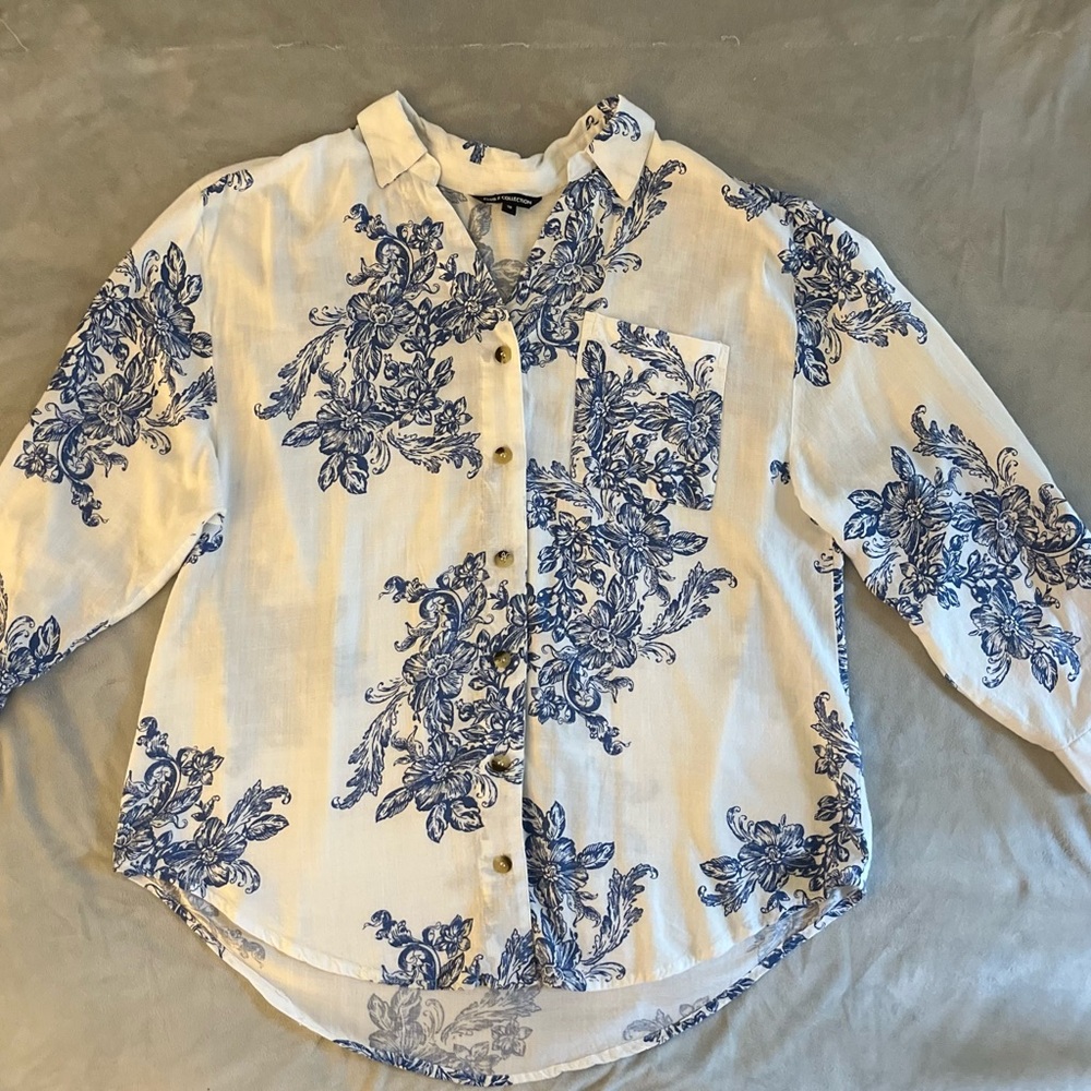 Floral Blue and White Blouse Plus Size 1X